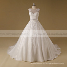 Noble Scoop Neck Lace Applique perlée en forme de coeur Retour A-line Cap Sleeve Wedding Gown